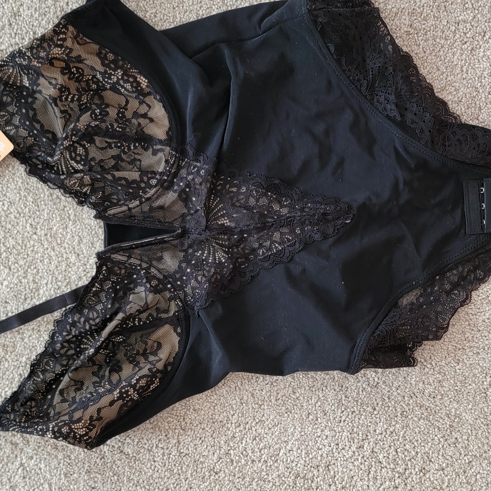 Black Lace Lingerie Set